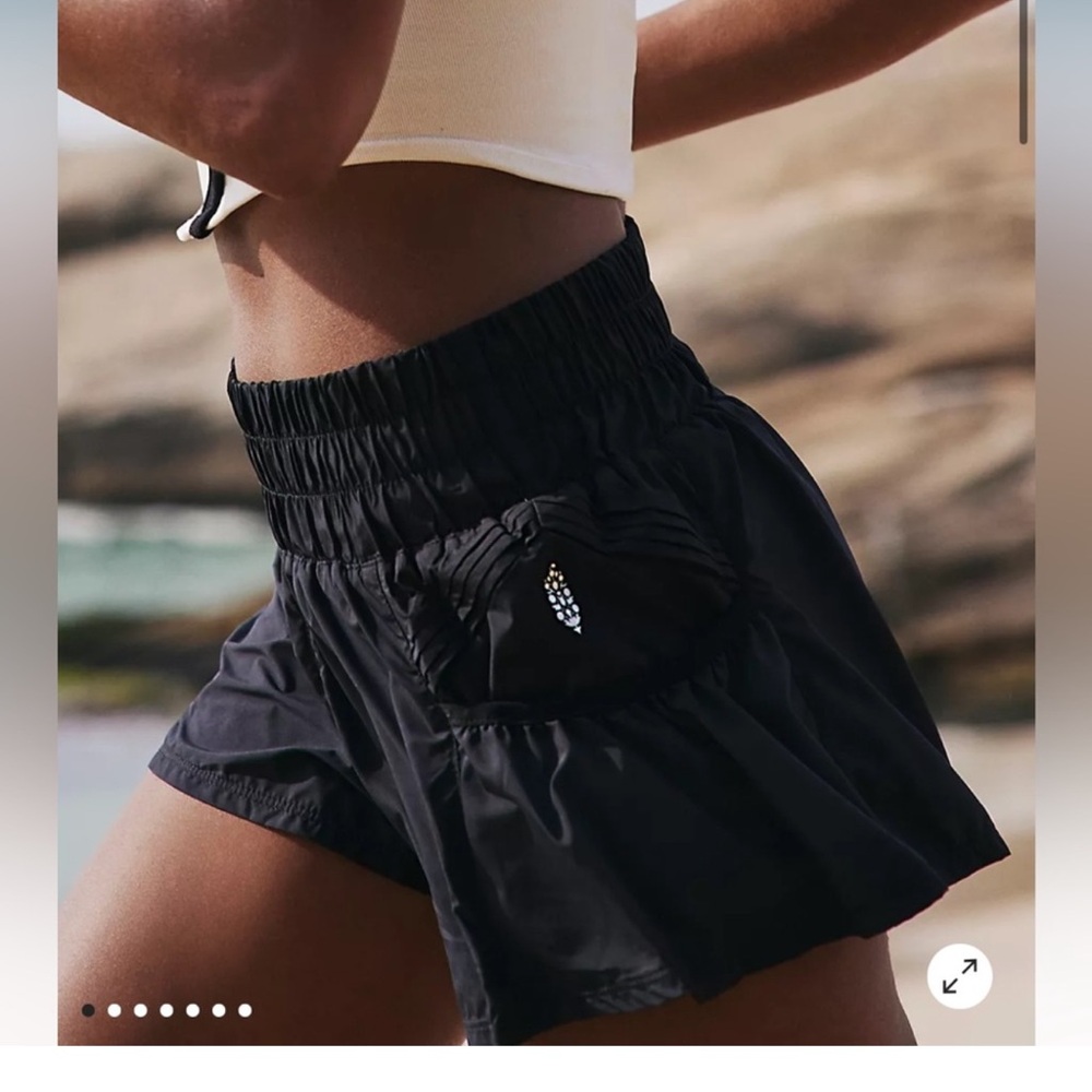 Free people movement shorts pockets black size large